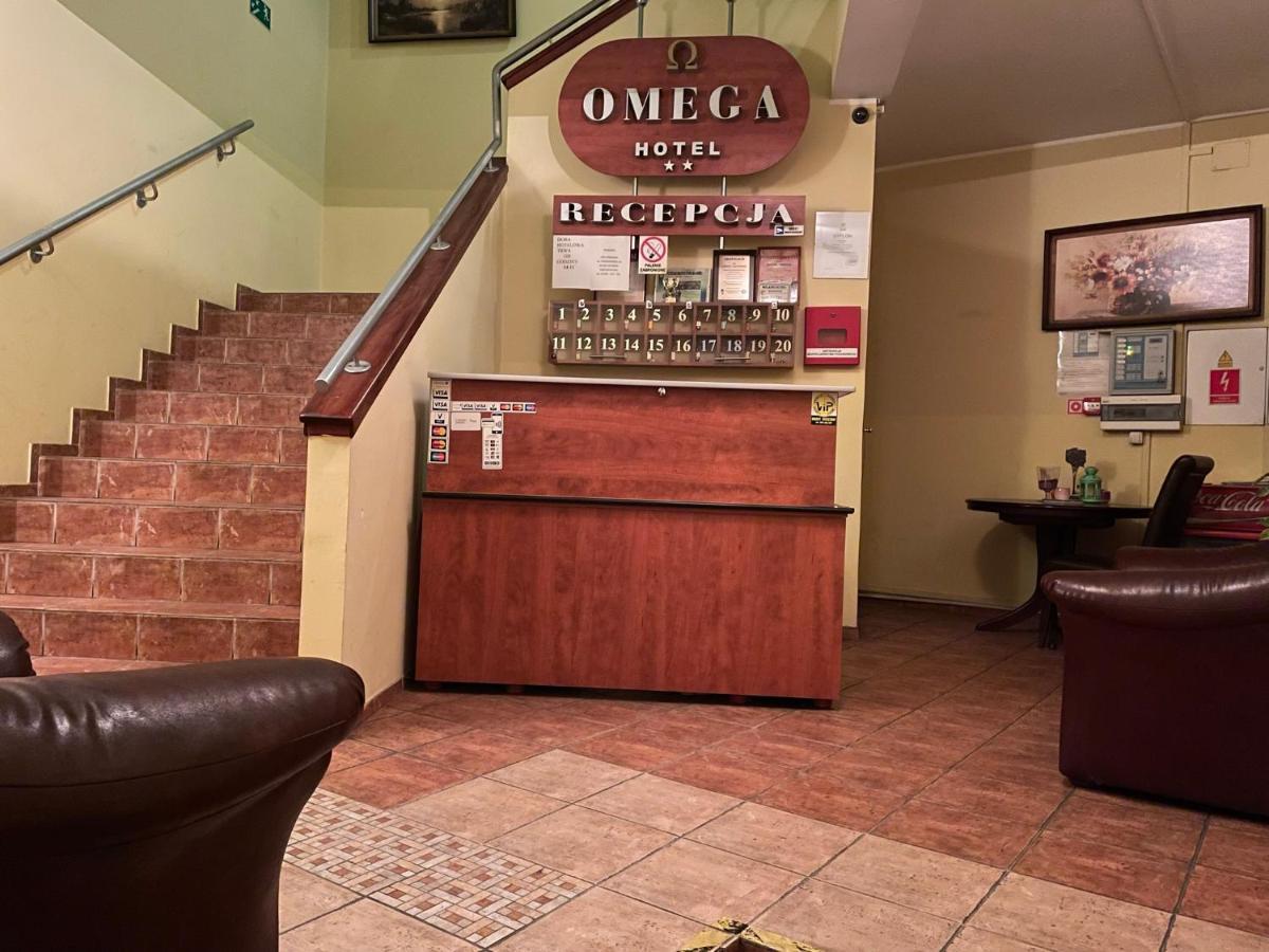 Hotel Omega Острув-Велькопольський Екстер'єр фото